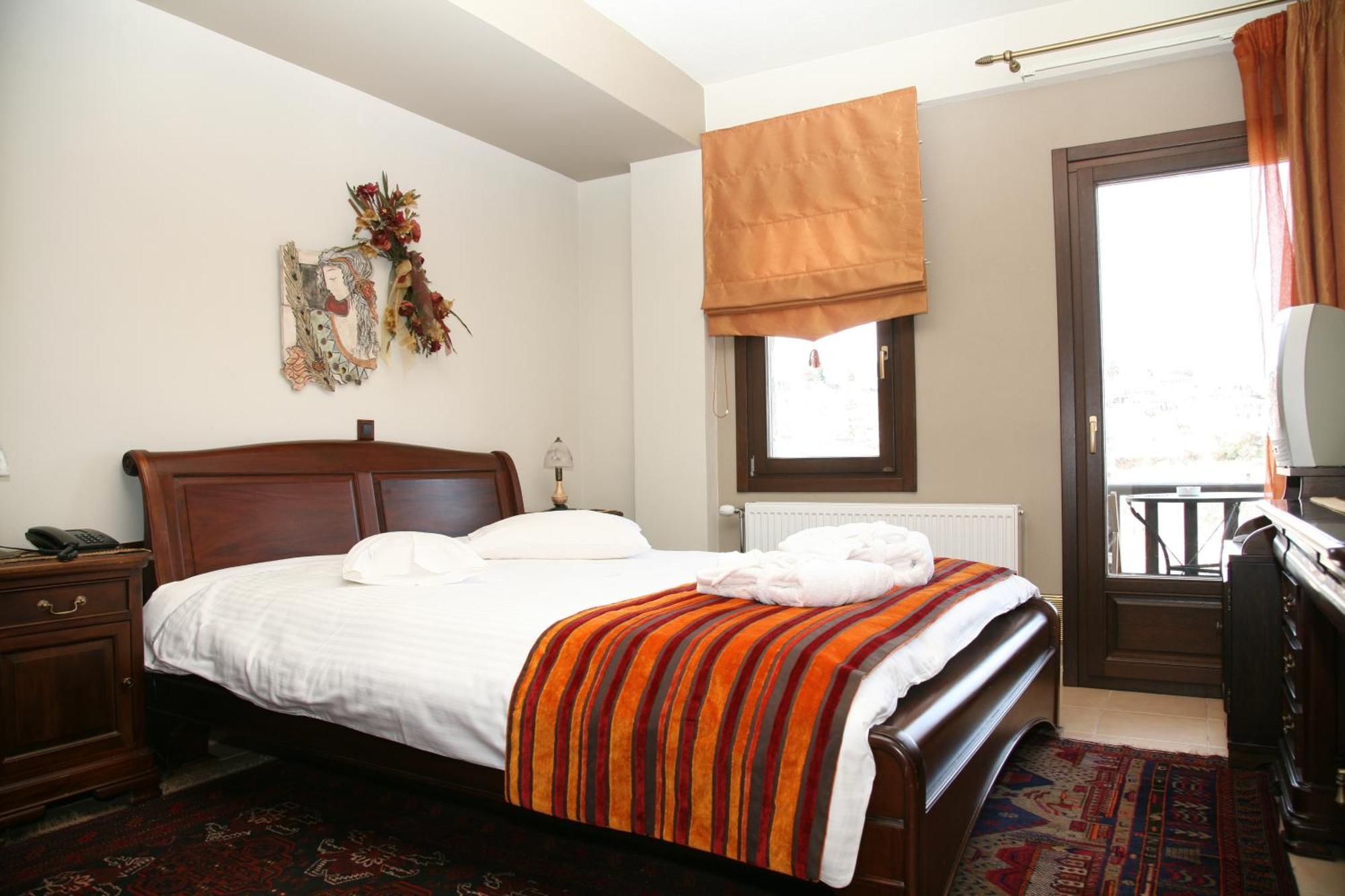 Pandion Luxury Boutique Hotel & Suites With Spa Neo Chorio Esterno foto