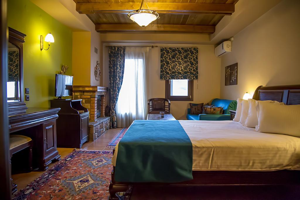 Pandion Luxury Boutique Hotel & Suites With Spa Neo Chorio Esterno foto