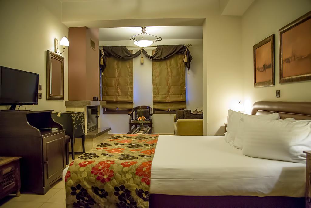 Pandion Luxury Boutique Hotel & Suites With Spa Neo Chorio Esterno foto