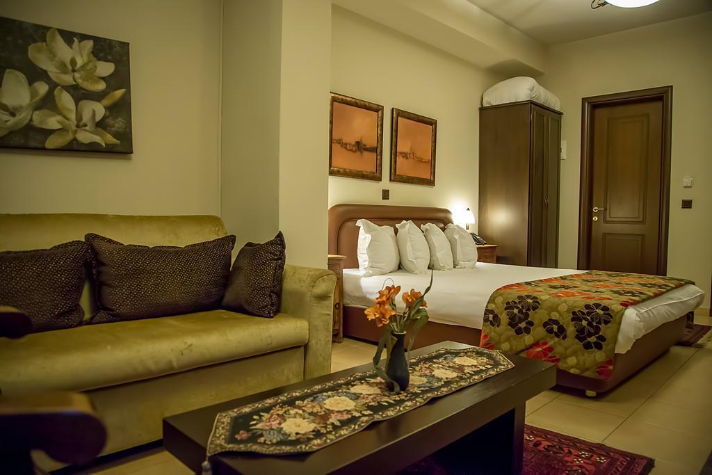 Pandion Luxury Boutique Hotel & Suites With Spa Neo Chorio Esterno foto