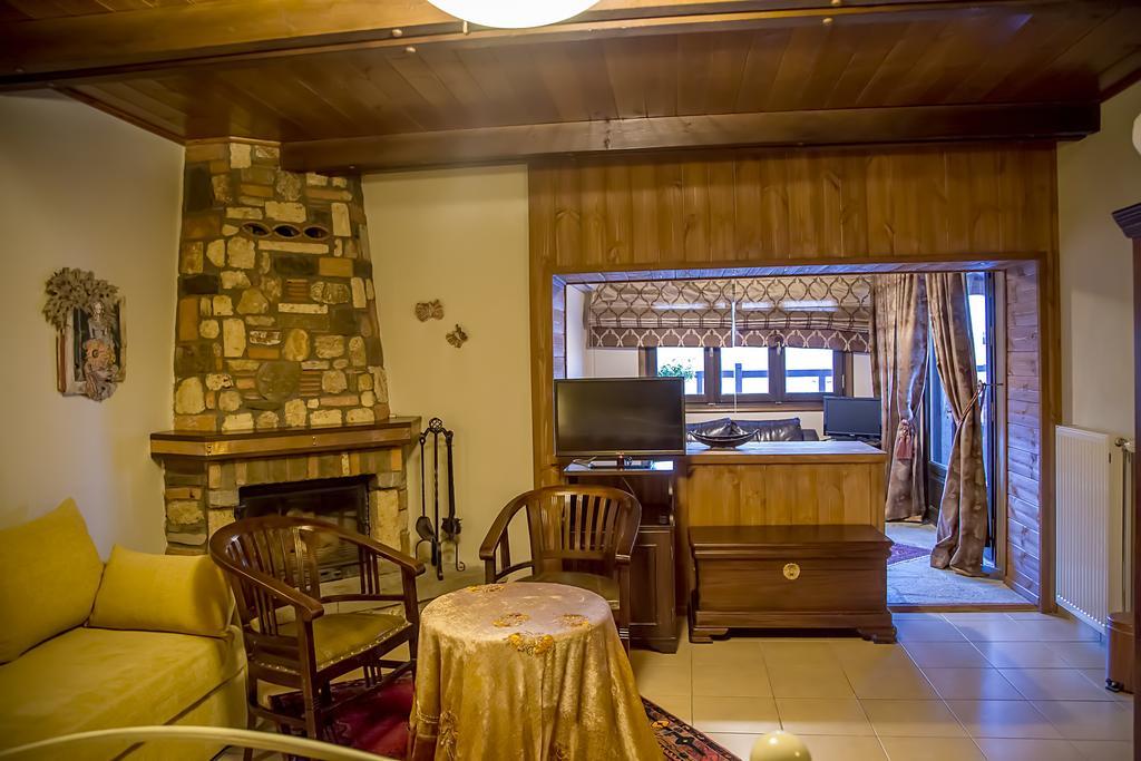 Pandion Luxury Boutique Hotel & Suites With Spa Neo Chorio Esterno foto